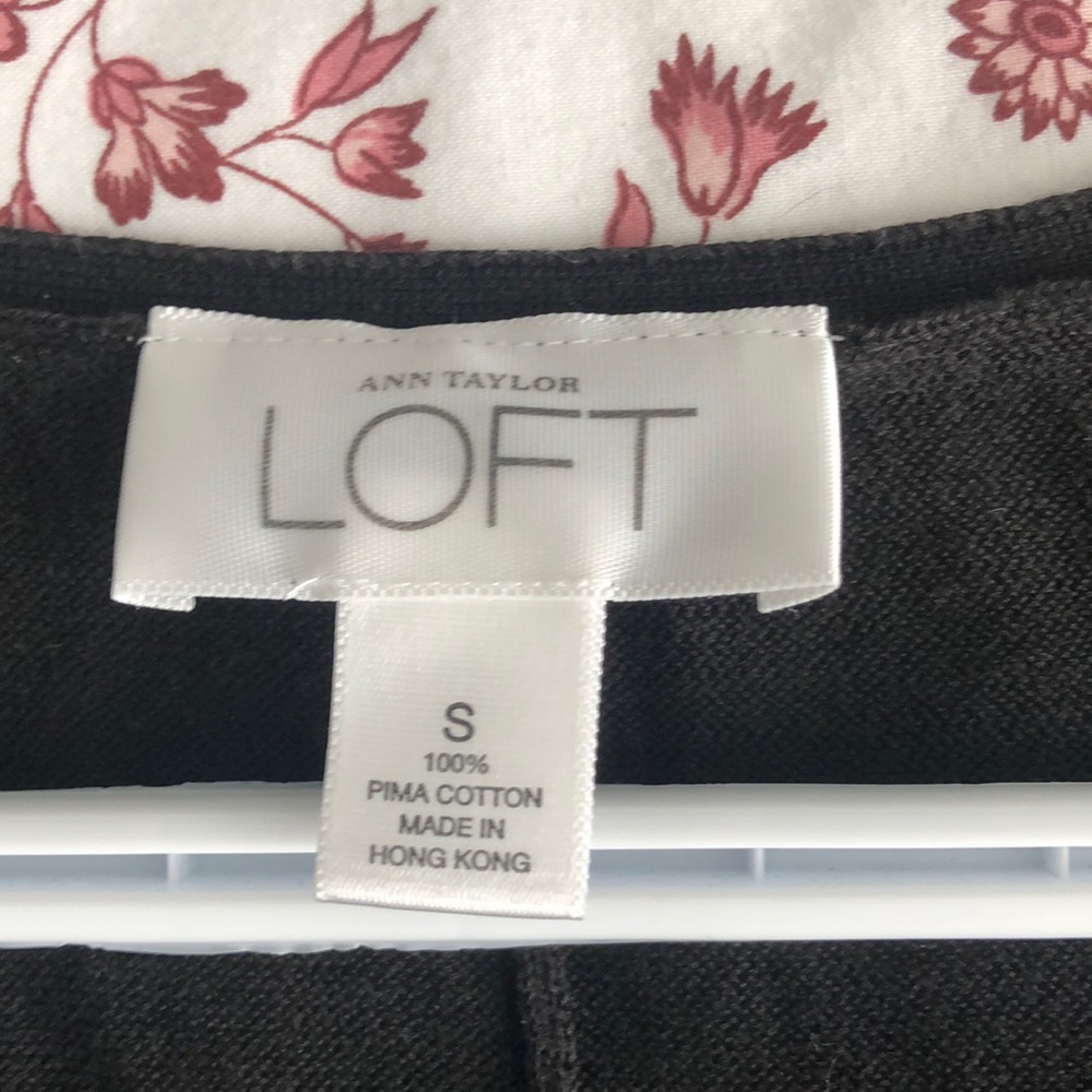 Light Knit sweater